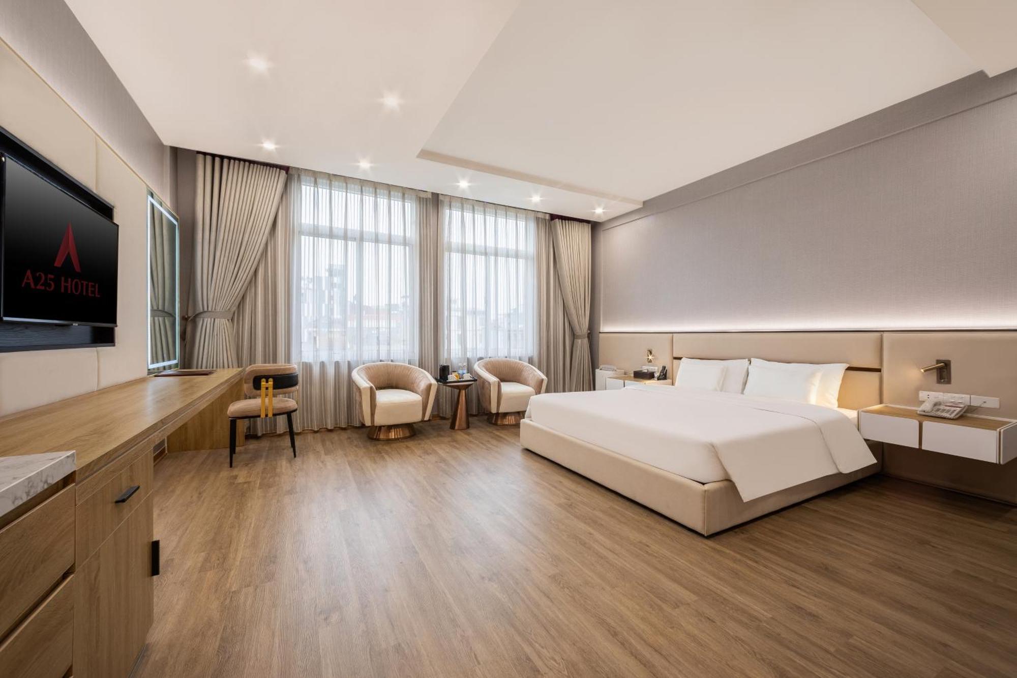 A25 Premium Hotel - 705 Lac Long Quan — Photos 2